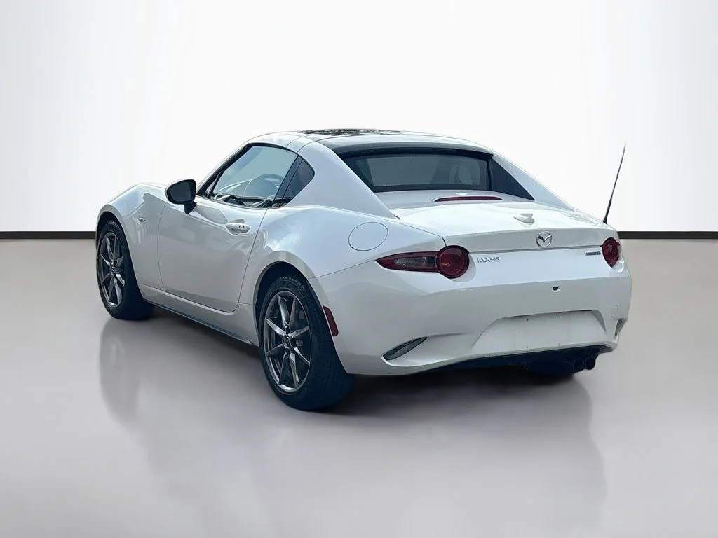 Certified Used 2022 Snowflake White Pearl Mazda Grand Touring image 5