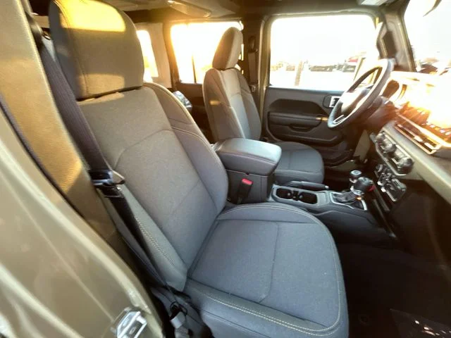 2025 Jeep Wrangler 4-Door Sport S - Photo 24