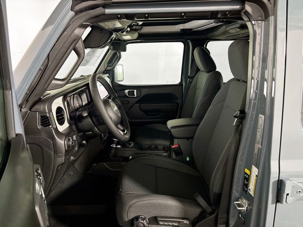 New 2026 Anvil Clear-Coat Exterior Paint Jeep Sport S image 11