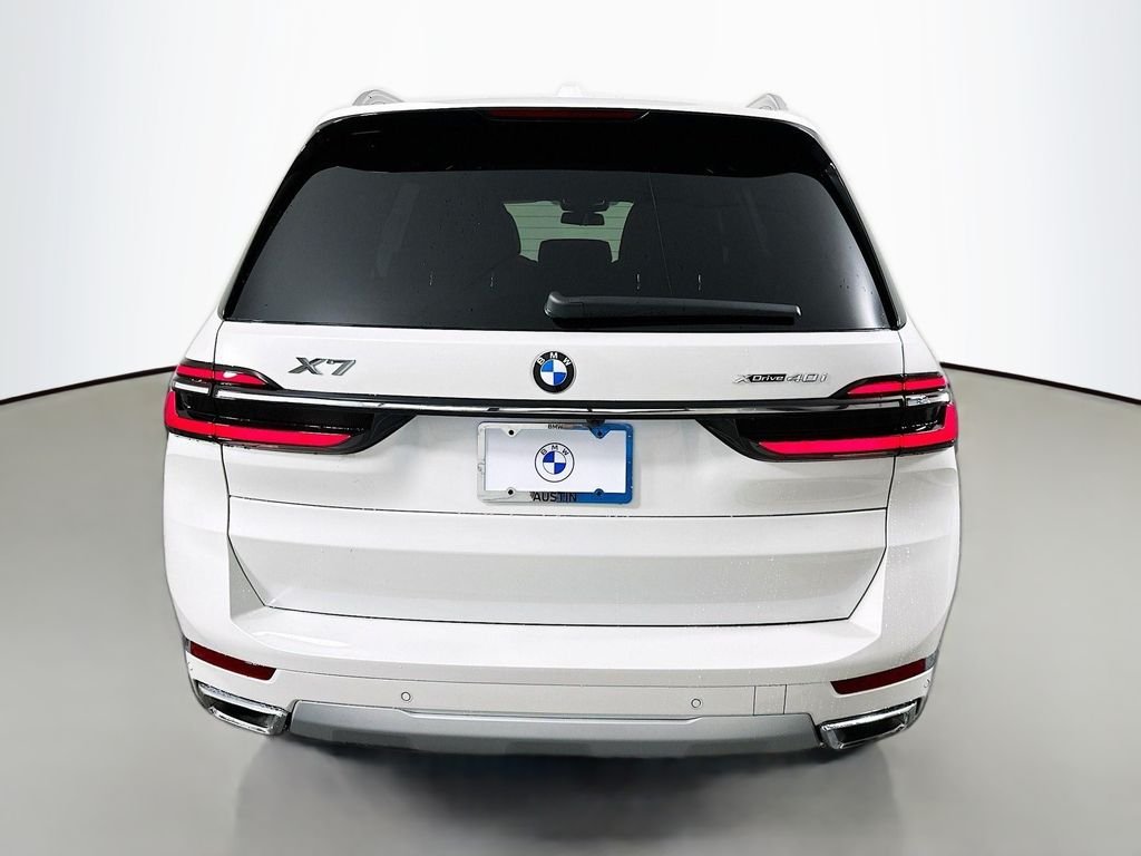 Used 2026 Mineral White Metallic BMW xDrive40i image 6