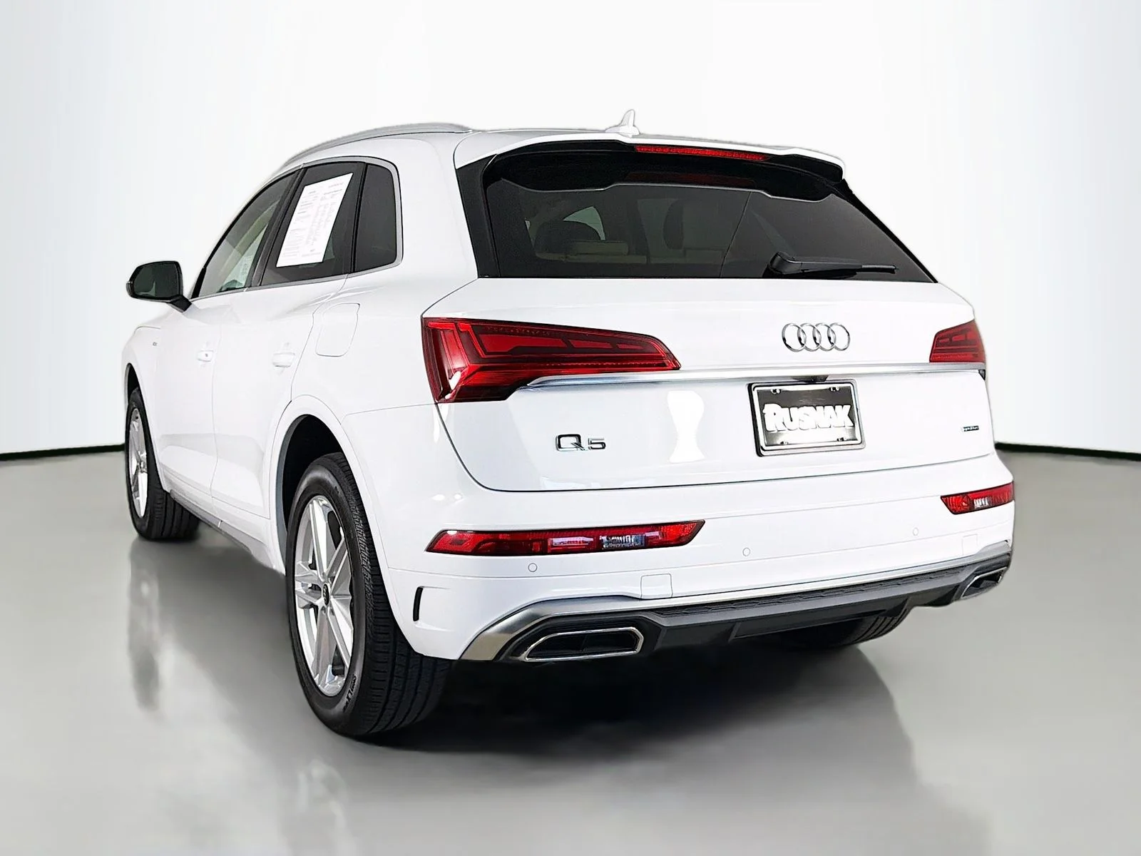 Used 2023 White Audi 55 Premium image 5