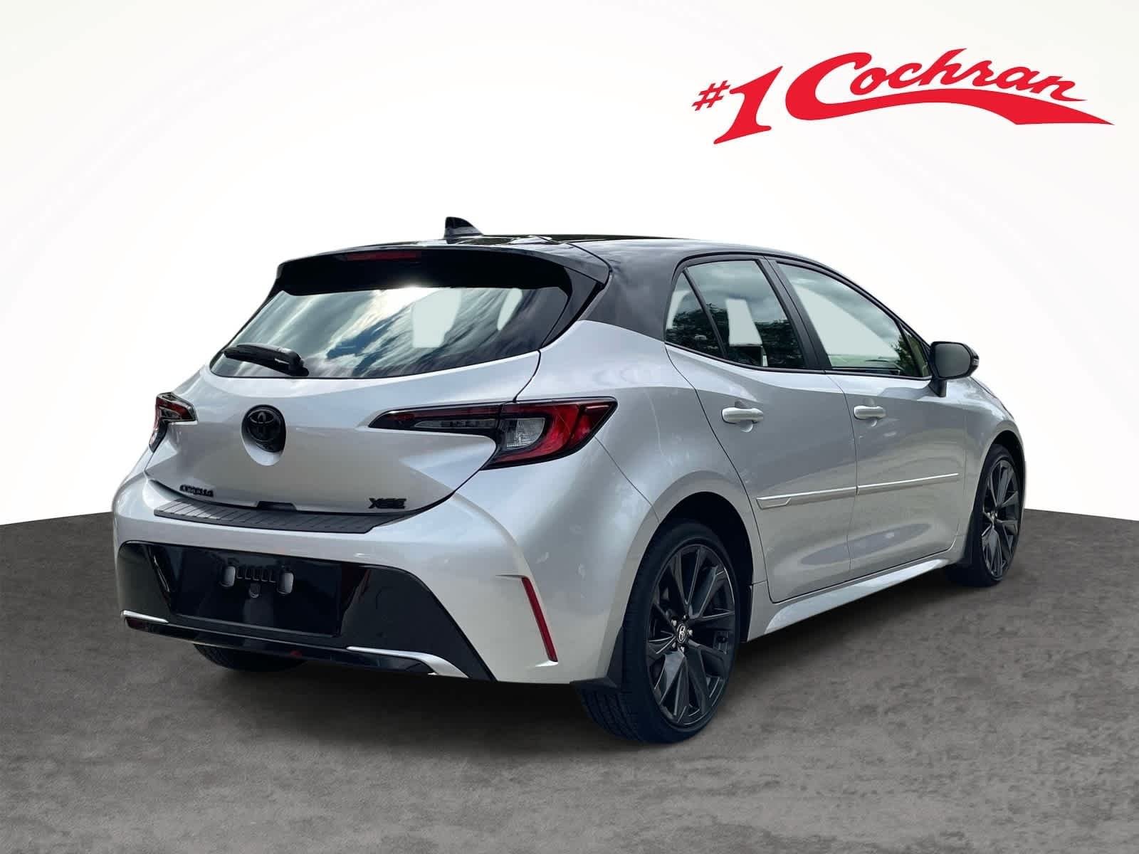 Used 2025 Classic Silver Metallic/Midnight Black Metallic Toyota XSE image 10