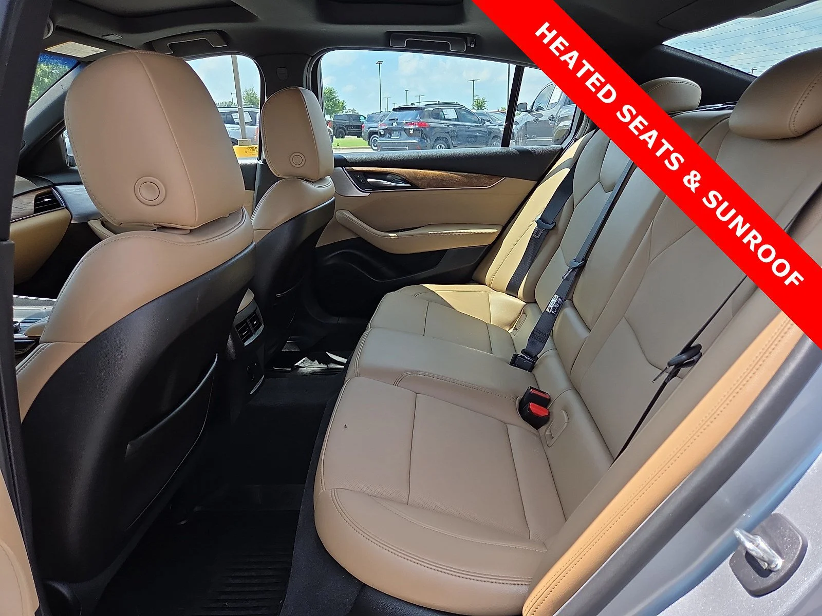 Used 2023 Argent Silver Metallic Cadillac Premium Luxury image 10