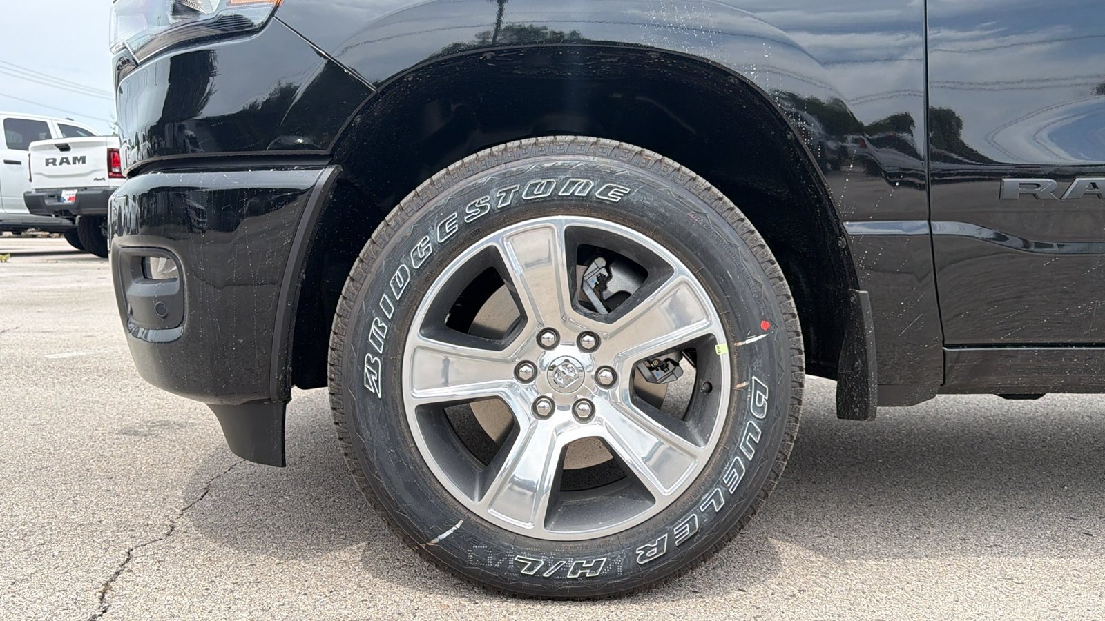New 2026 Diamond Black Crystal Pearl-Coat Exterior Paint RAM Express image 24