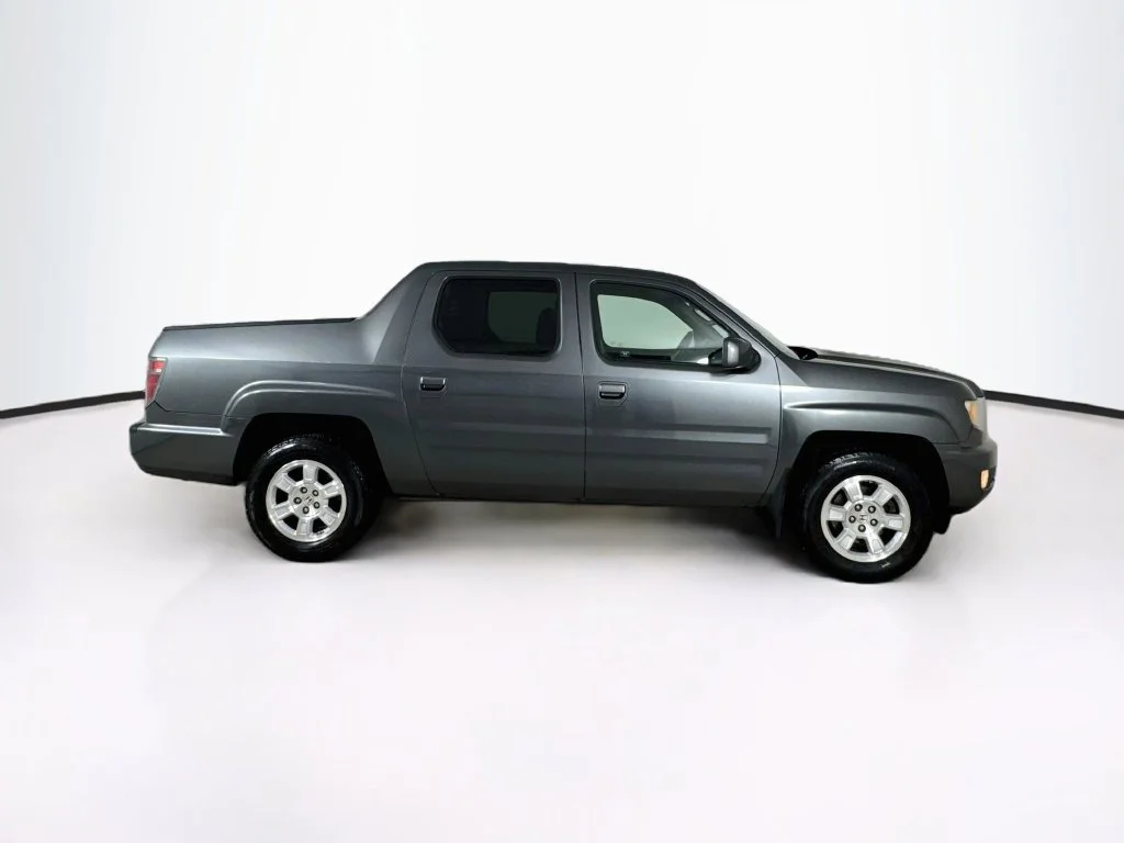 Used 2012 Polished Metal Metallic Honda RTS image 7