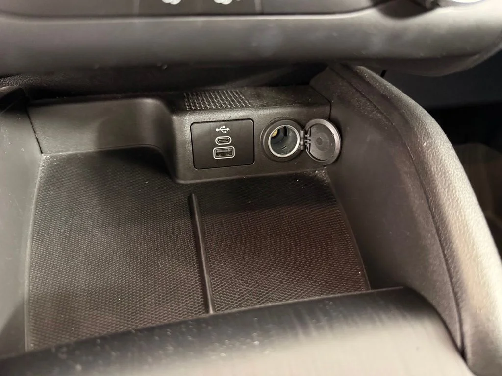 Used 2025 Gray Ford Active image 28