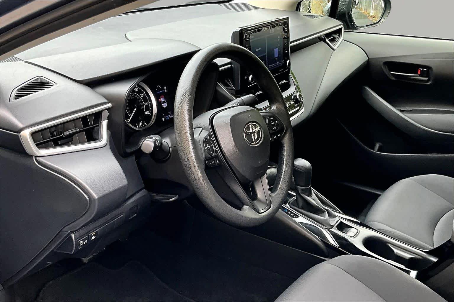 Used 2022 Celestite Toyota LE image 18