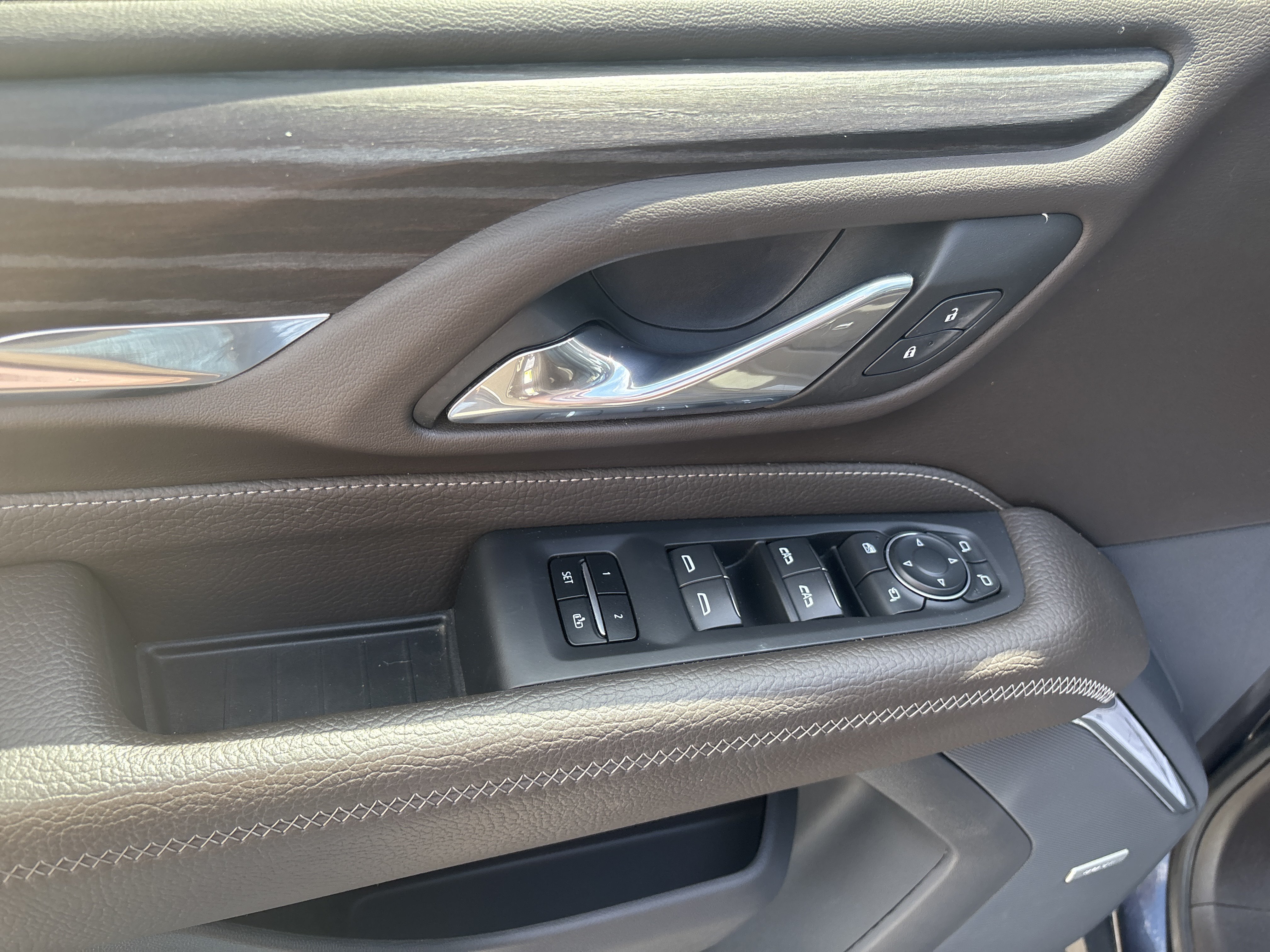 Used 2023 Titanium Rush Metallic GMC Denali image 10