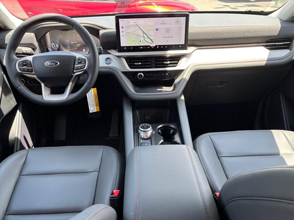 New 2026 Carbonized Gray Metallic Ford Active image 4