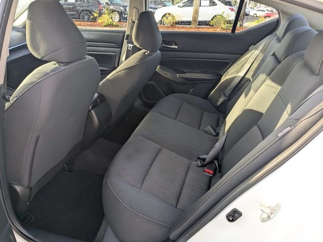 Used 2022 Glacier White Nissan 2.5 S image 13