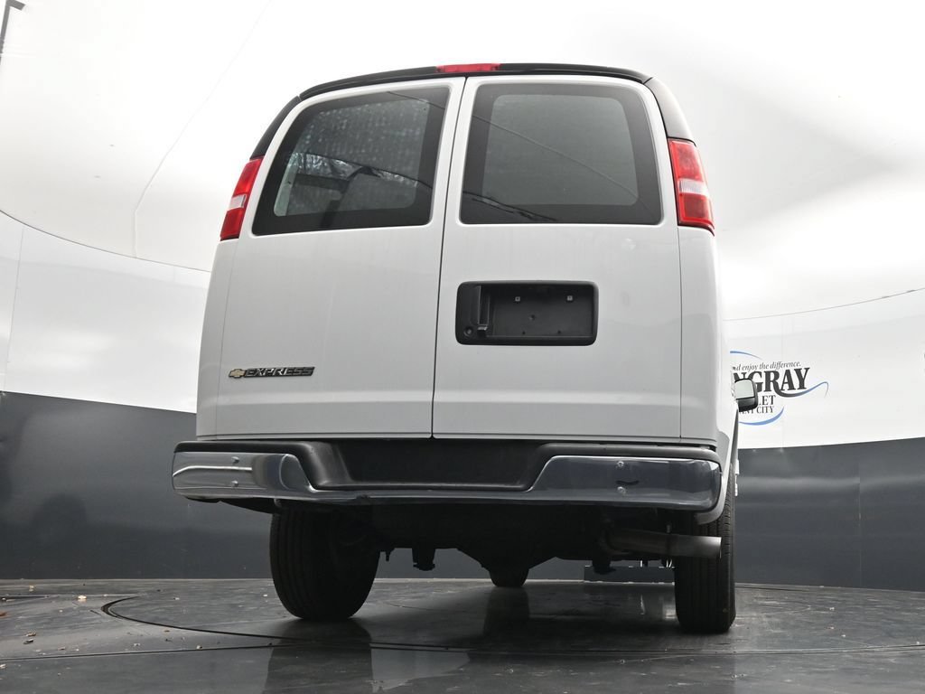 2025 Chevrolet Express Cargo Work Van - Photo 31