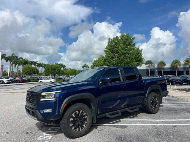 Used 2023 Blue Nissan PRO-4X image 10