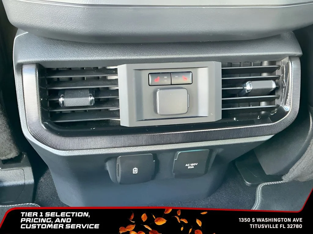 Used 2023 Gray Ford Platinum image 18