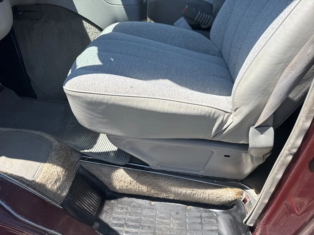 Used 1992  GMC Rally STX image 10