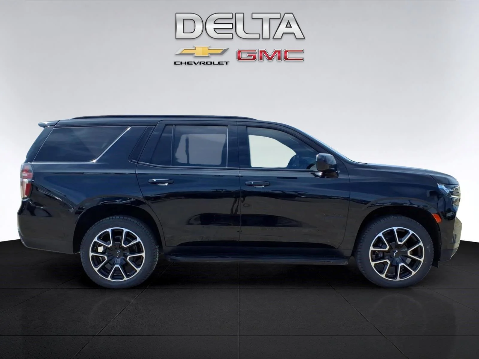 Used 2023 BLACK Chevrolet RST image 6