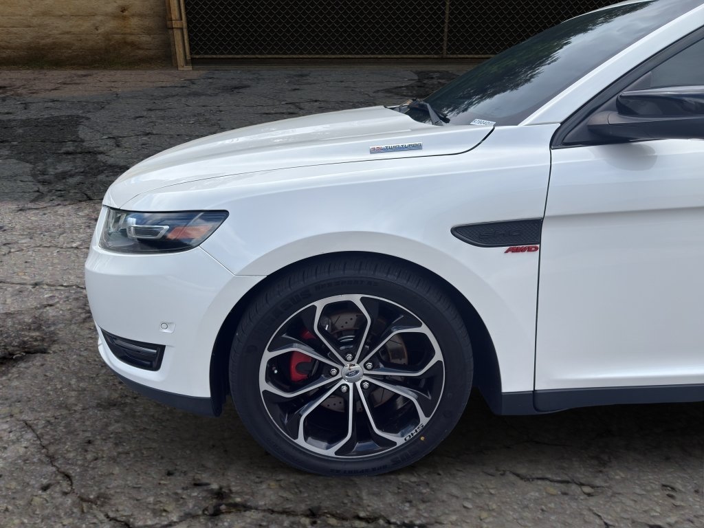 Used 2013 White Platinum Metallic Tri-Coat Ford SHO image 12