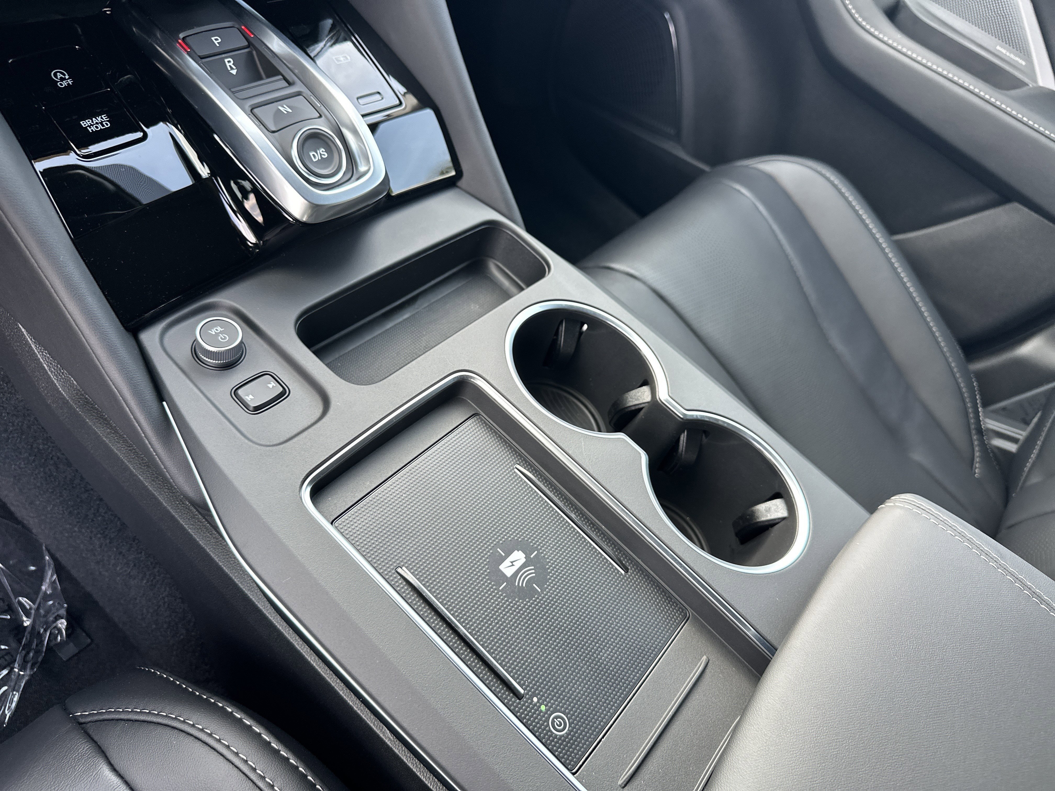 New 2026 Platinum White Pearl Acura w/Technology Package image 25