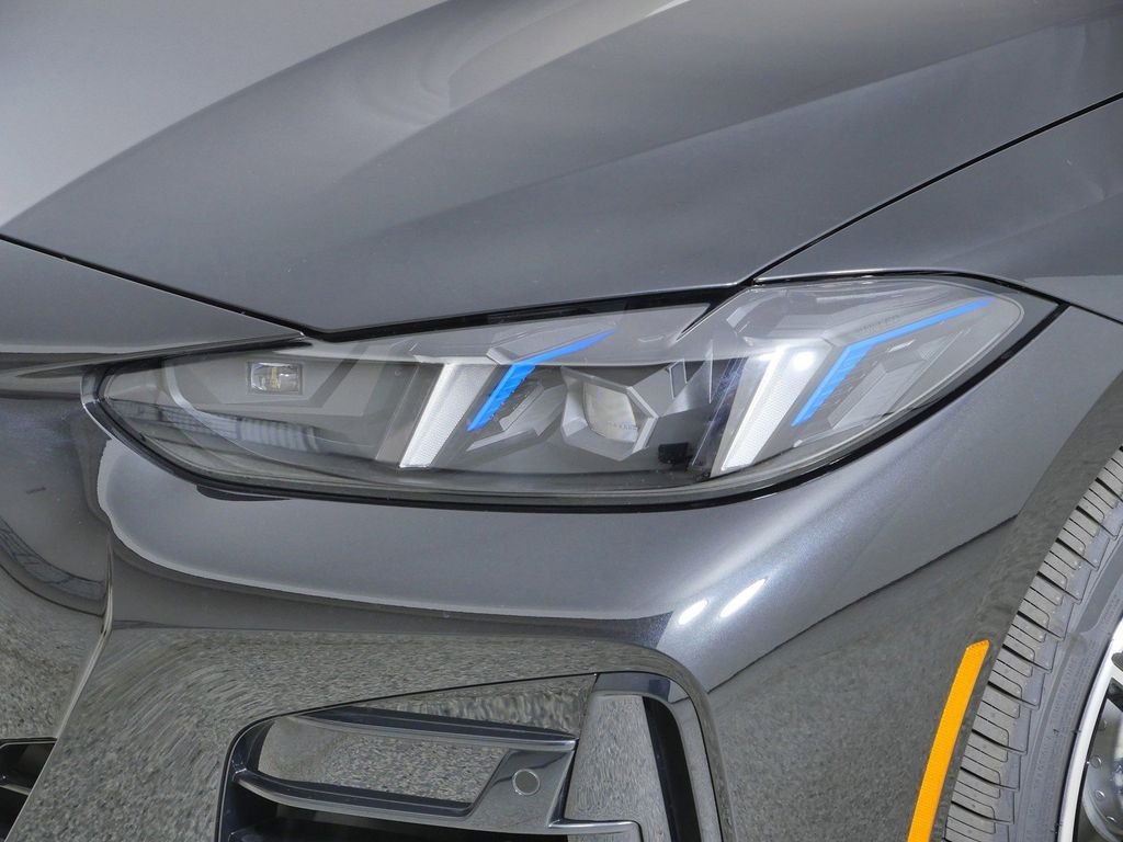 New 2027 Black Sapphire Metallic BMW M440i xDrive image 3
