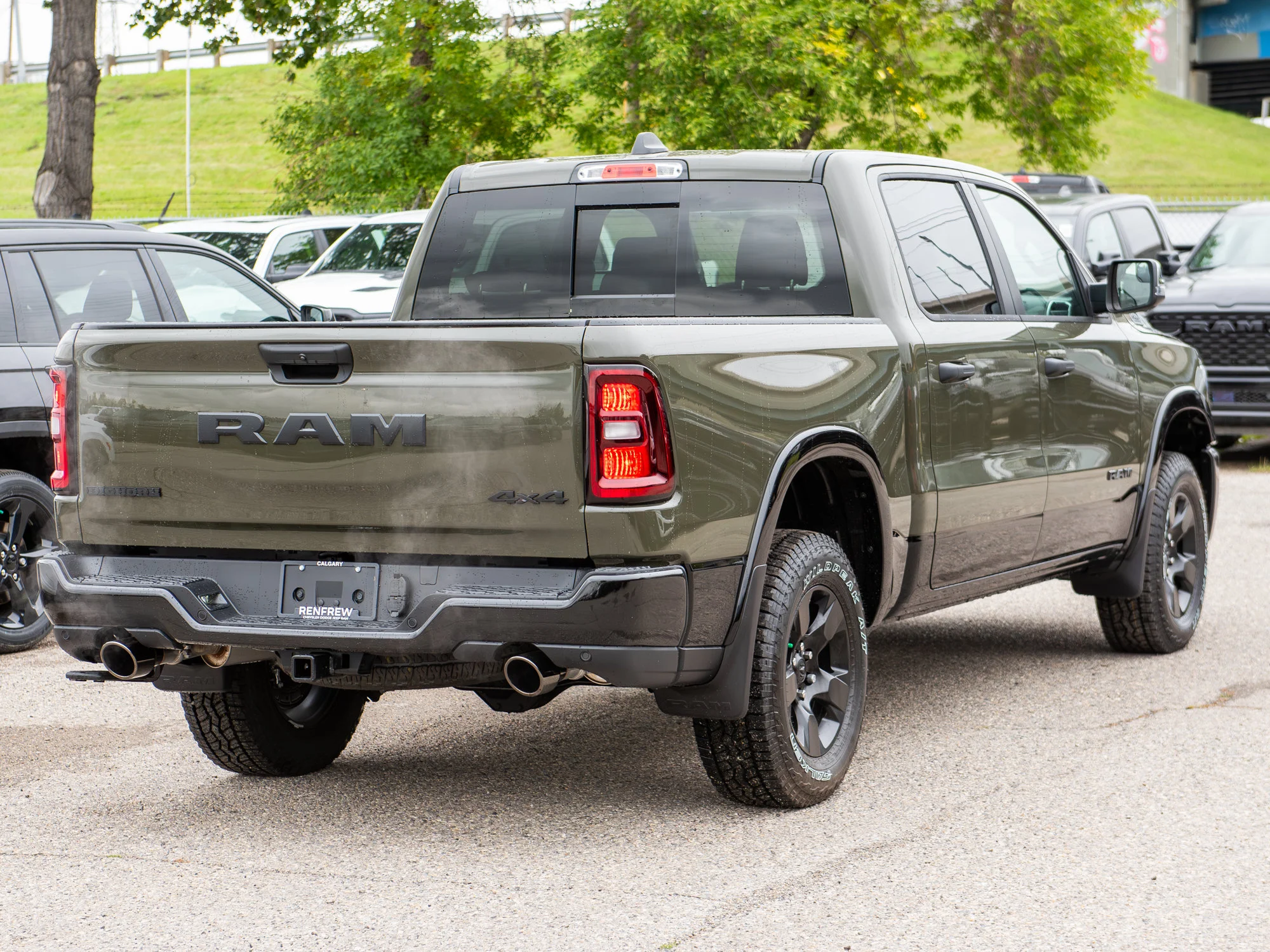 New 2026 Tan RAM Big Horn BackCountry Package* Crew Cab 4x4, 1 Inch Lift, Rear Locker image 6