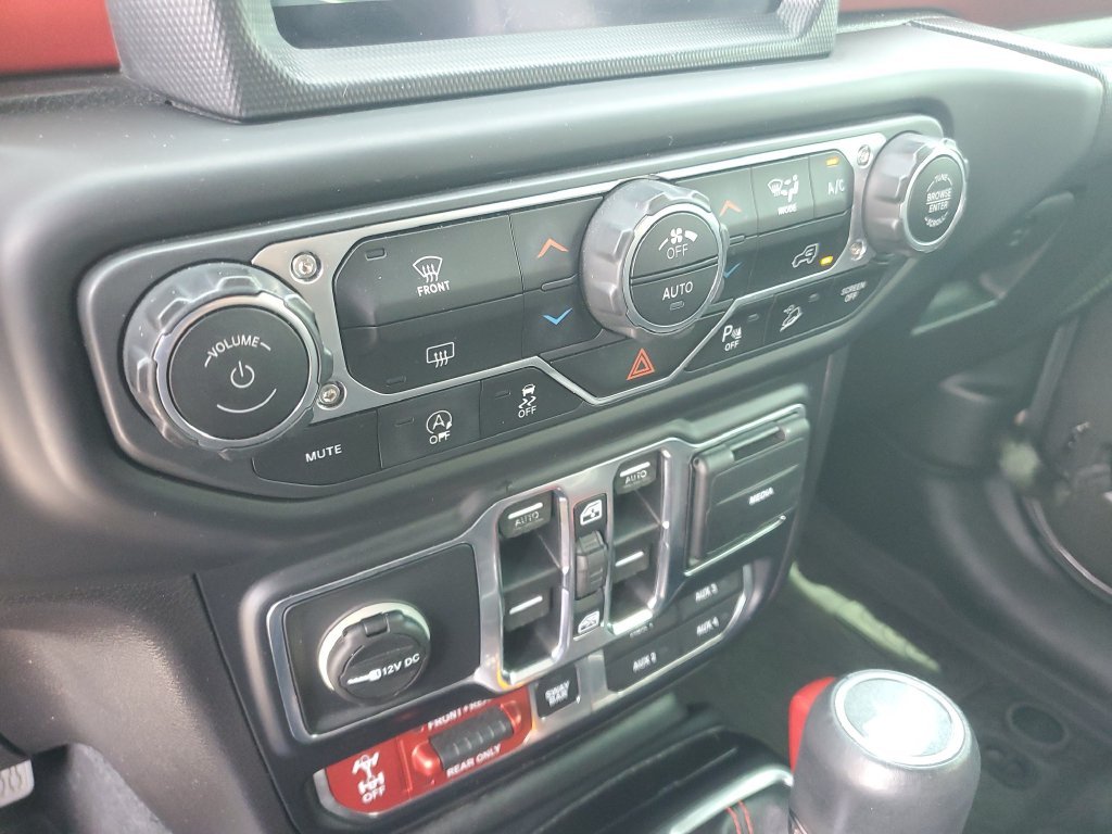 Used 2018 Gray Jeep Unlimited Rubicon image 20