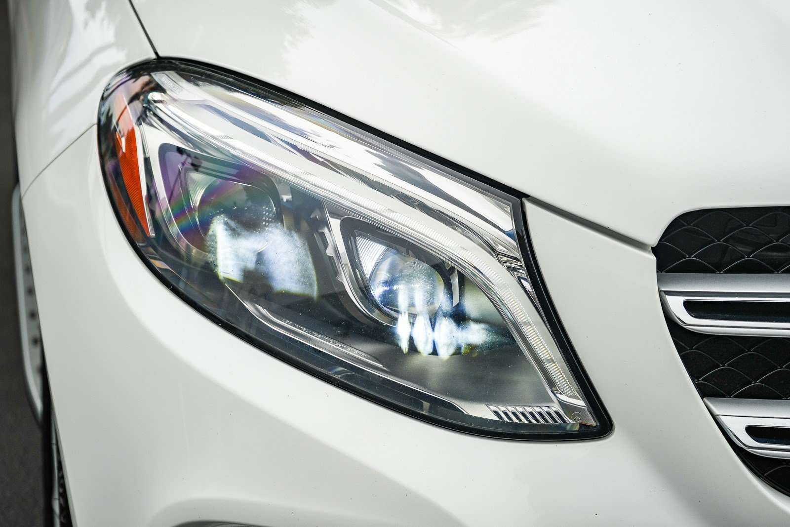 Used 2018 Polar White Mercedes-Benz 350 image 8