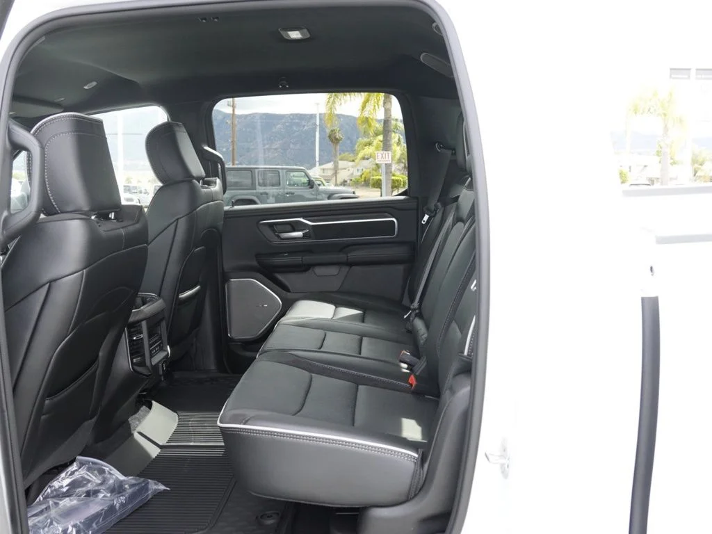 New 2026 Ivory White Tri-Coat Pearl-Coat Exterior Paint RAM Laramie image 19