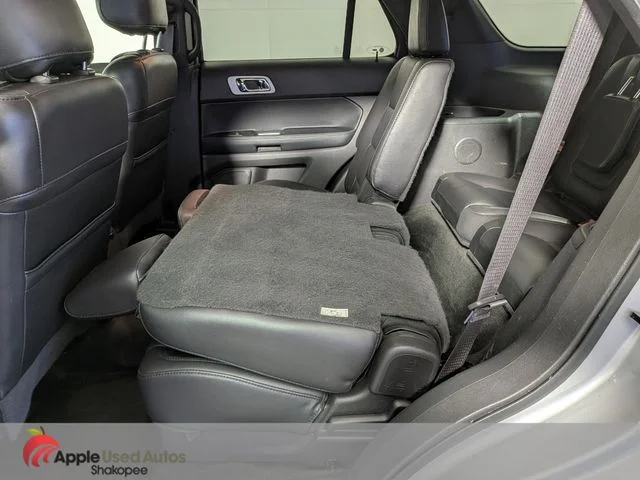 Used 2015 Silver Ford XLT image 37