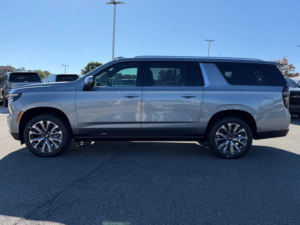 2026 Chevrolet Suburban High Country - Photo 8