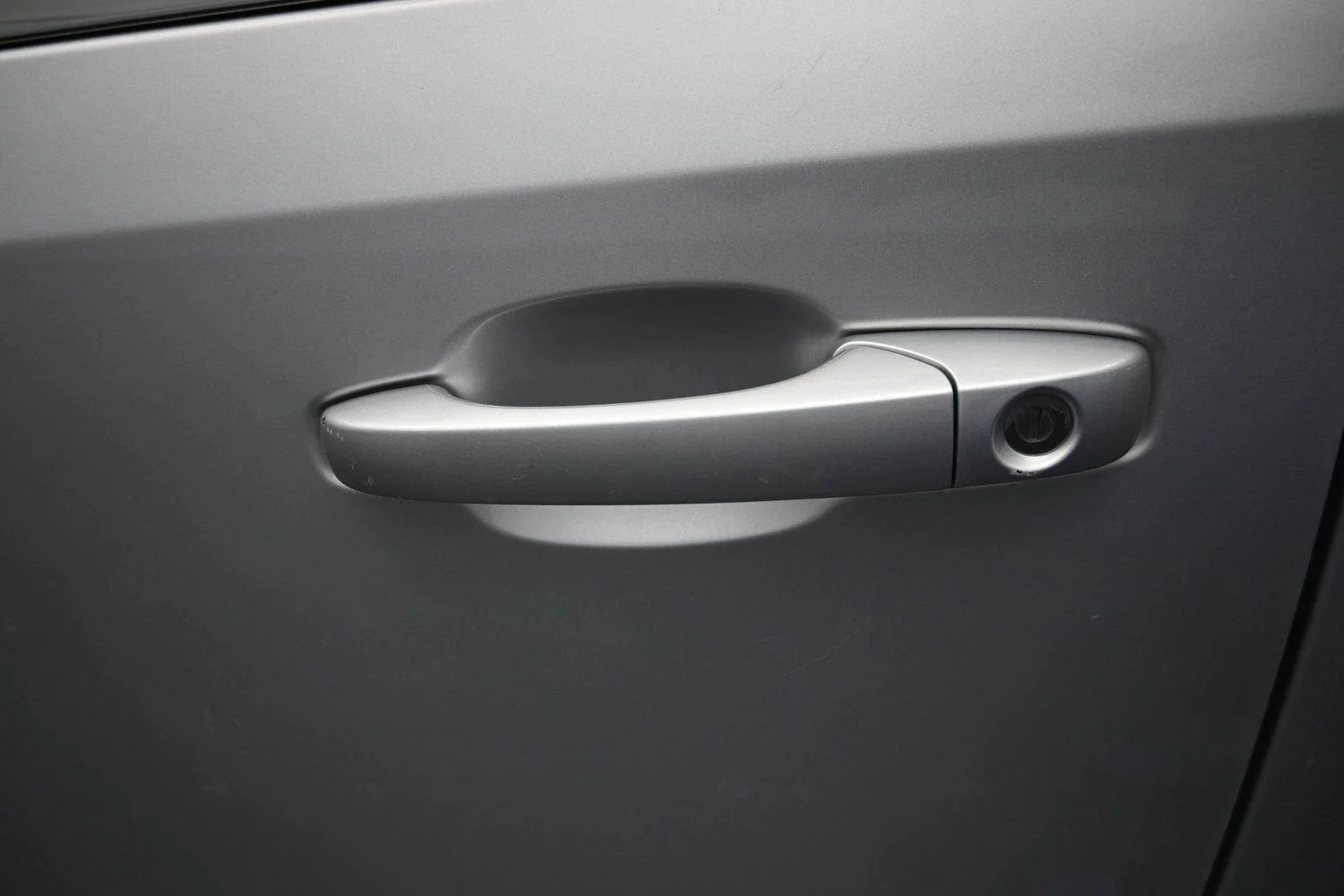 Used 2009 Bright Silver Metallic Chrysler Touring image 15