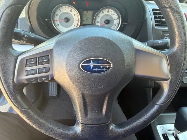 Used 2014 Blue Subaru 2.0i image 13
