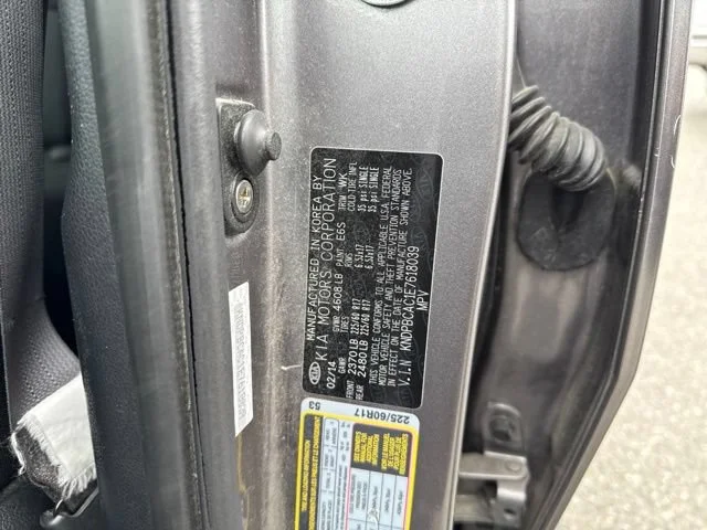 Used 2014 Mineral Silver Kia LX image 25