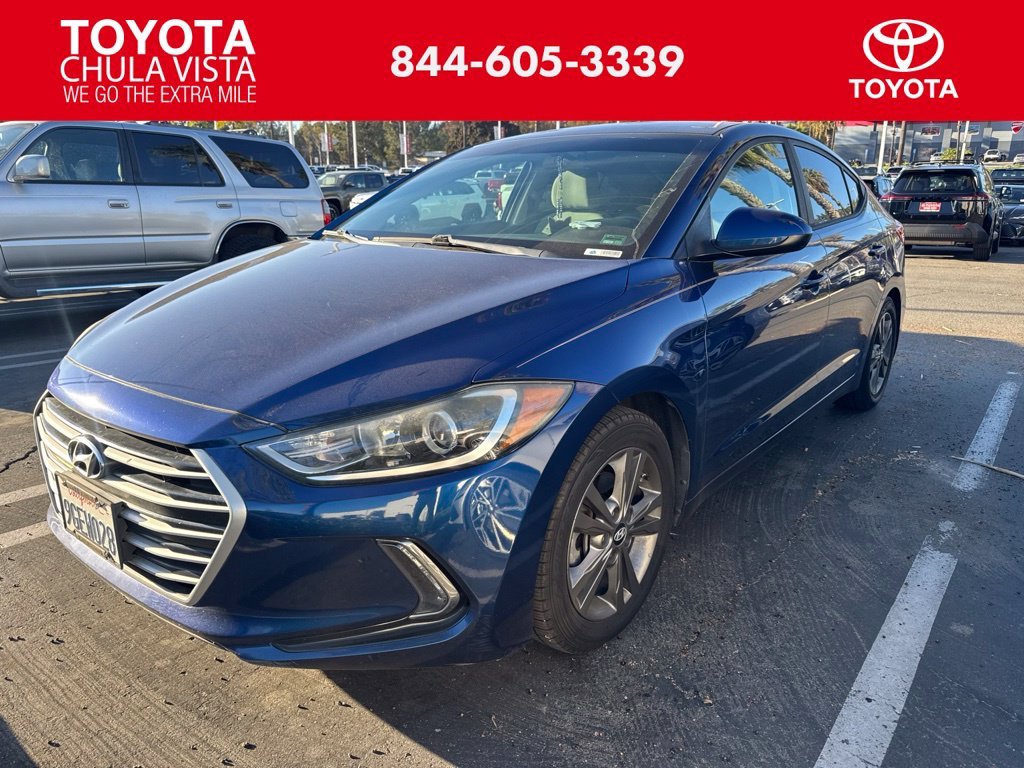 Used 2017 Blue Hyundai SE image 1