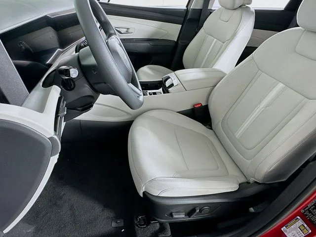 New 2026 Hyundai TUCSON SEL