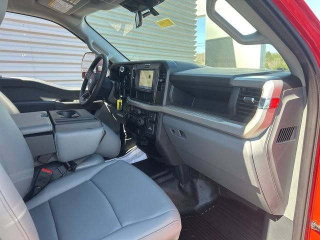 2025 Ford F-250 Super Duty XL - Photo 33