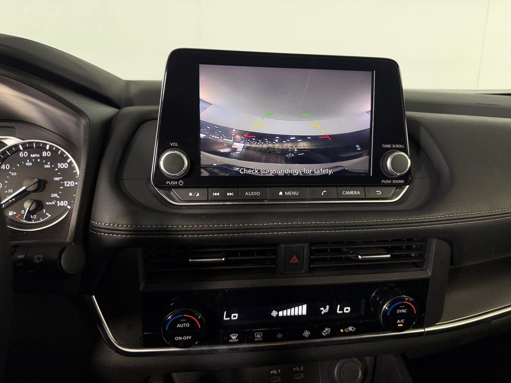 2025 Nissan Rogue SV - Photo 18