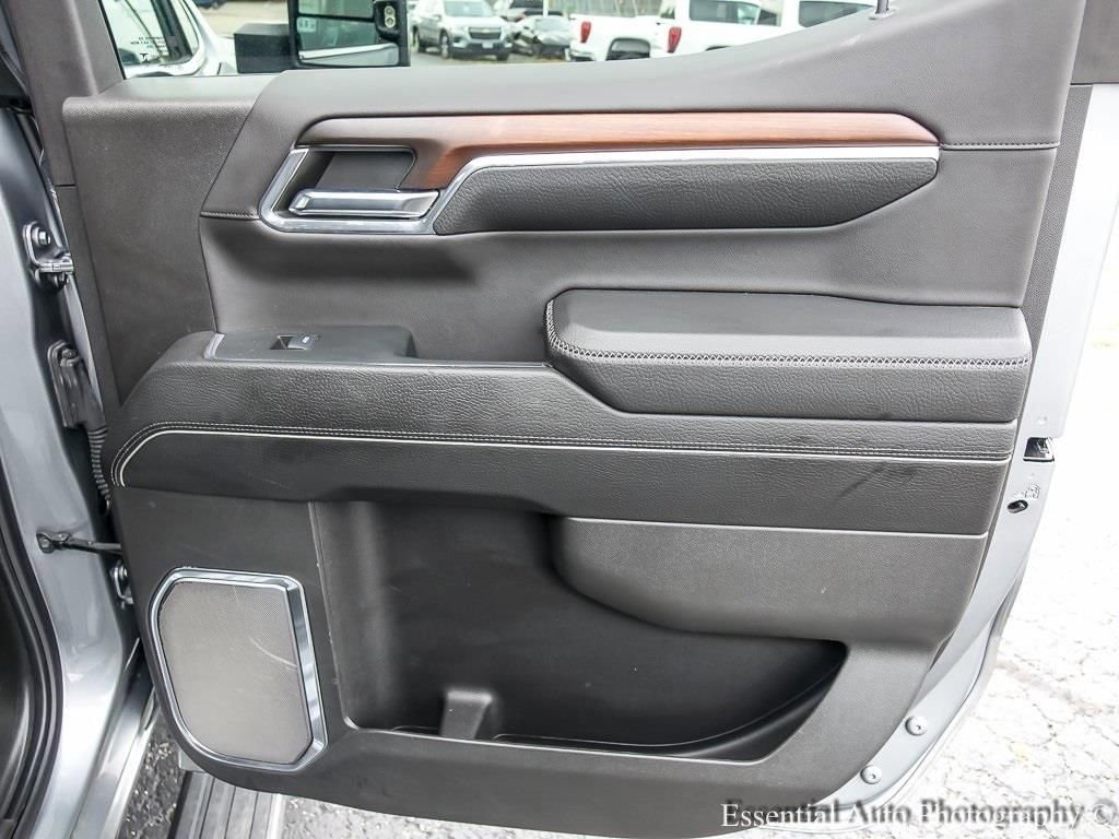 2024 GMC SIERRA - Image 26