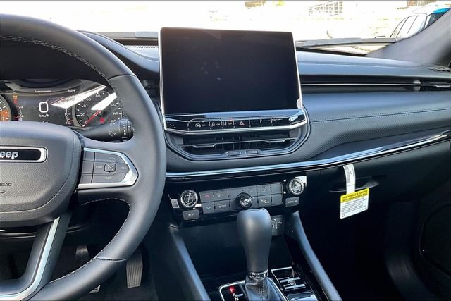 New 2026 Jeep Compass Latitude 4D Sport Utility