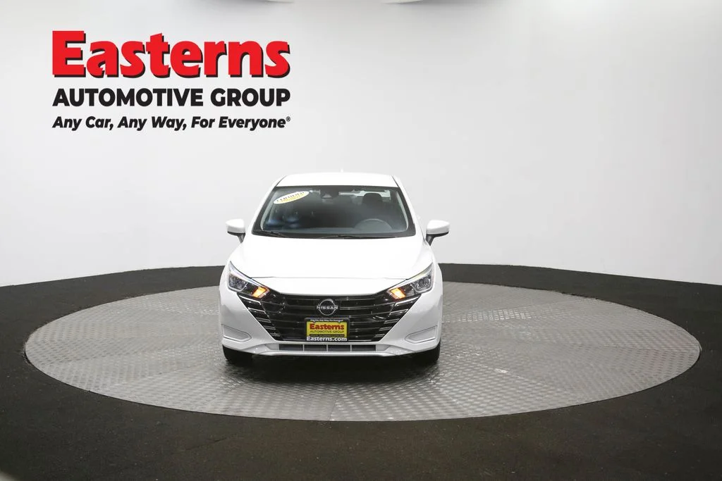 Used 2023 White Nissan 1.6 SV image 52