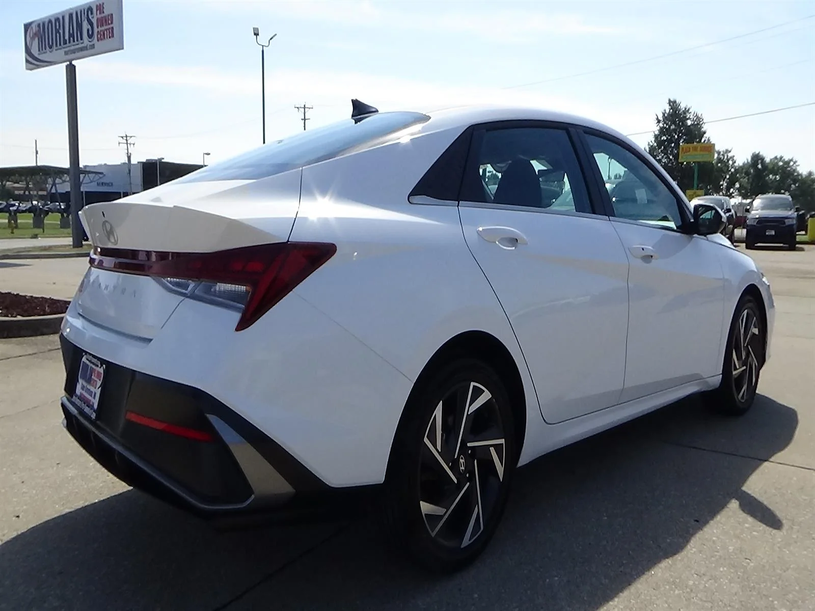 Certified Used 2025 Serenity White Pearl (w6h) Hyundai SEL Convenience image 6