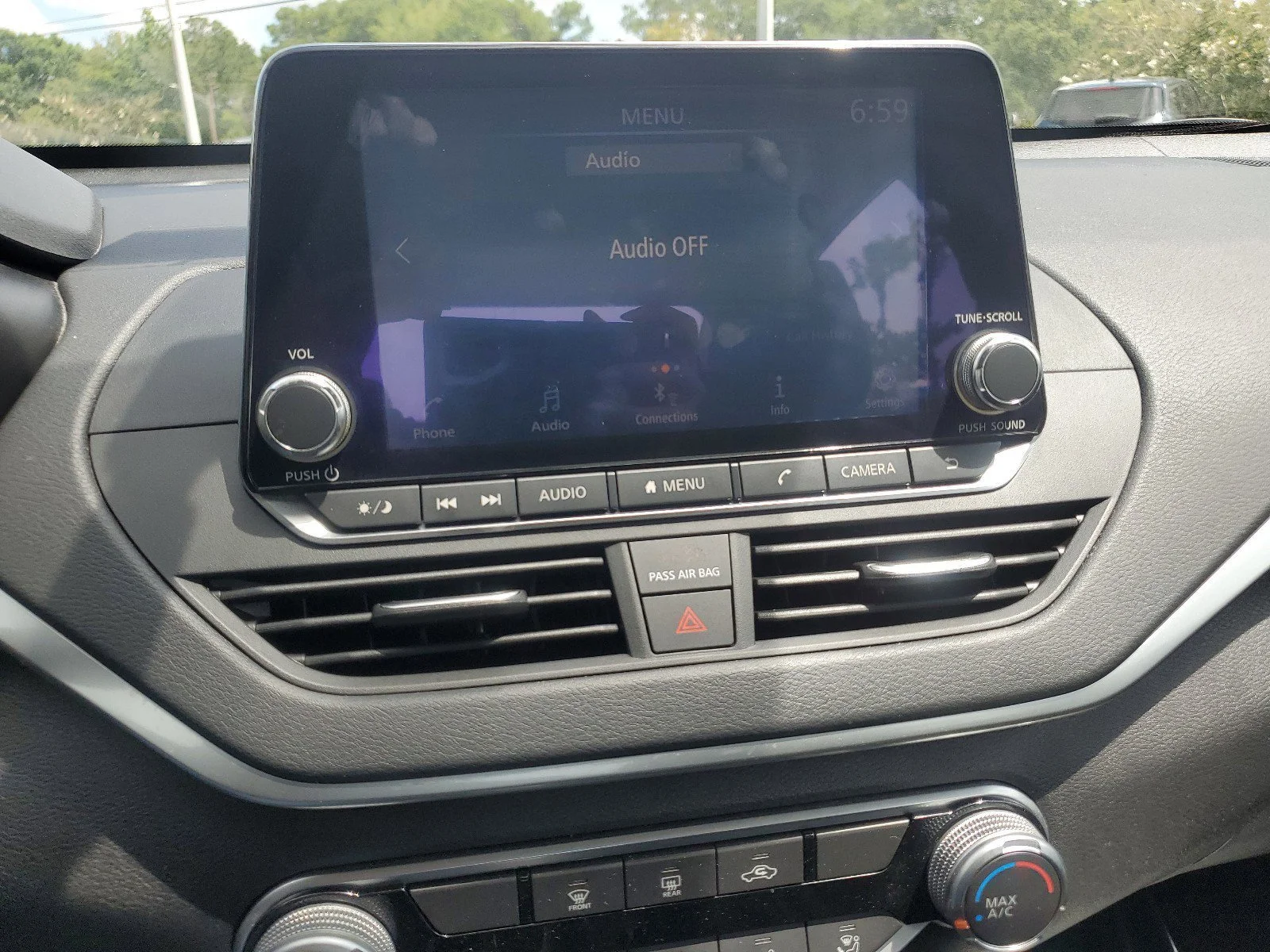 Used 2019 Gun Metallic Nissan 2.5 S image 18
