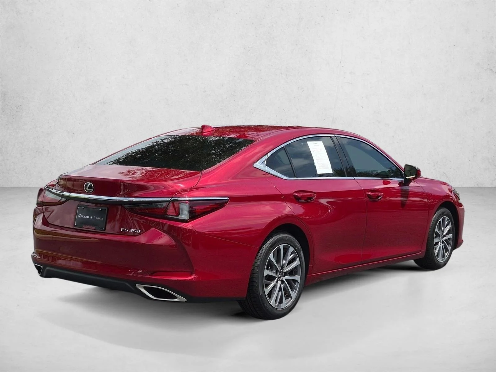 Certified Used 2022 Matador Red Mica Lexus  image 5