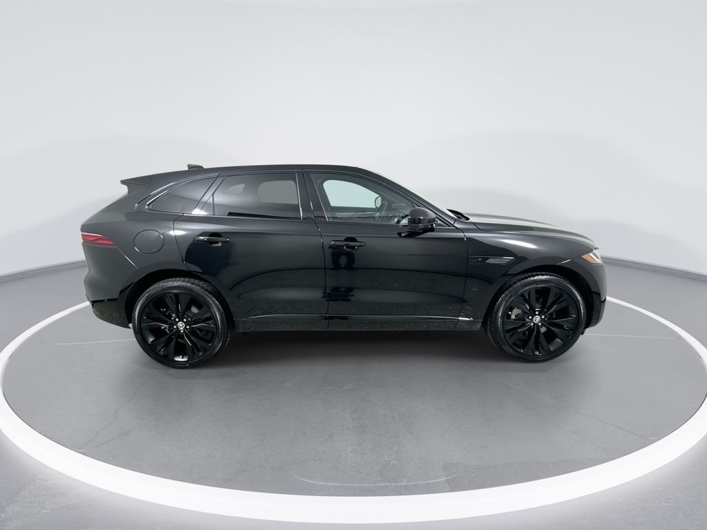 New 2026 Santorini Black Jaguar P250 R-Dynamic S image 9