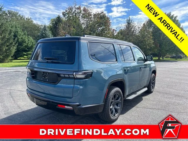 Used 2026 Blue Jeep Upland image 10