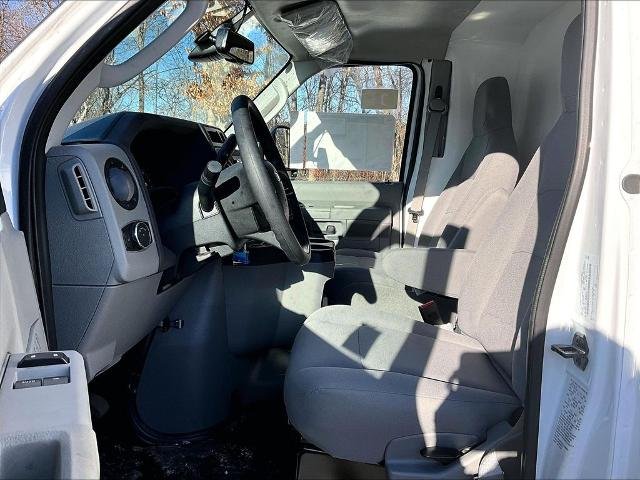 2026 Ford E-Series Cutaway Base - Photo 49