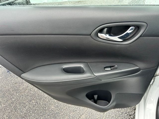 Used 2019 White Nissan S image 7