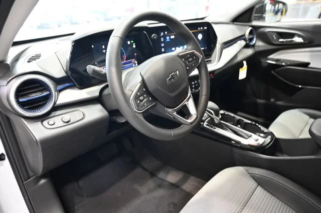 New 2026 Summit White Chevrolet LT image 20