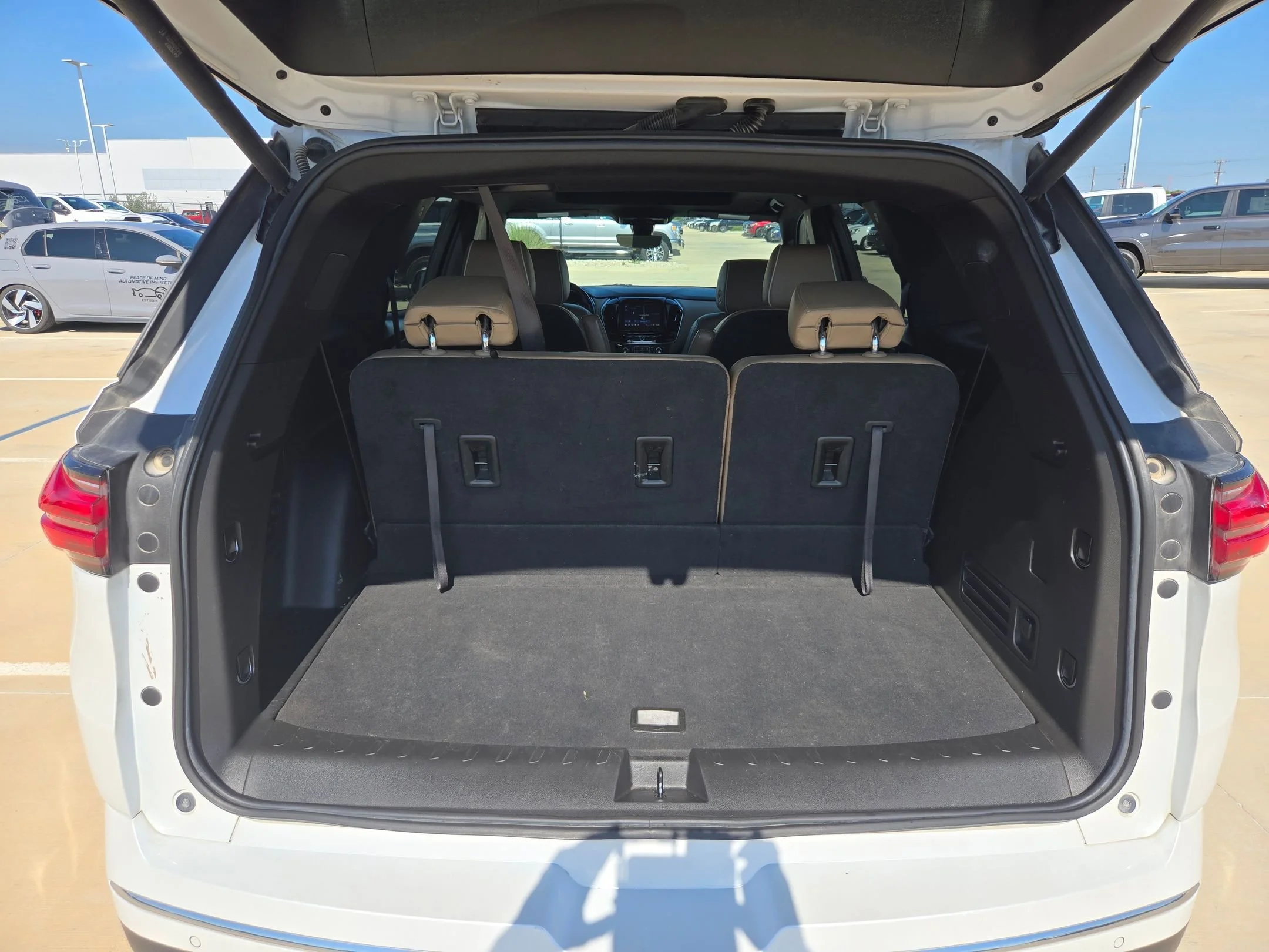 Used 2023 Beige Chevrolet Premier image 22