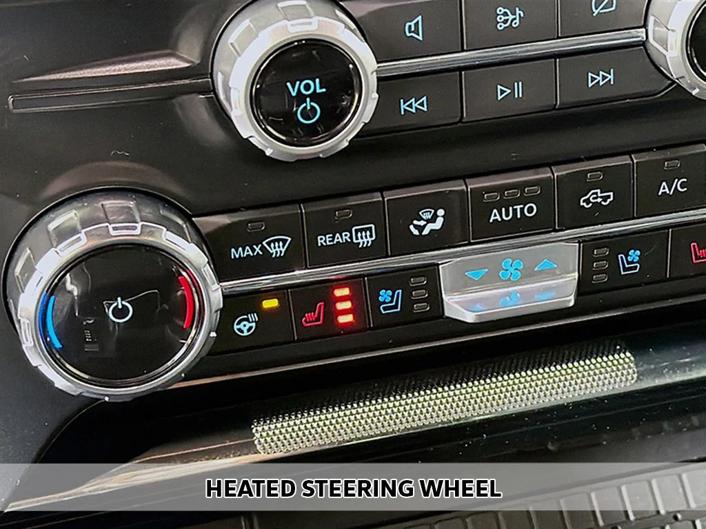 Used 2024 Agate Black Metallic Ford Lariat image 8