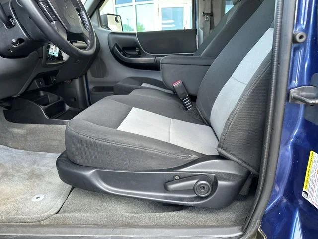 Used 2011 Blue Ford XLT image 13
