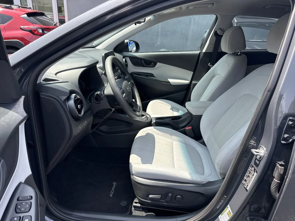 Used 2023 Gray Hyundai SEL image 19